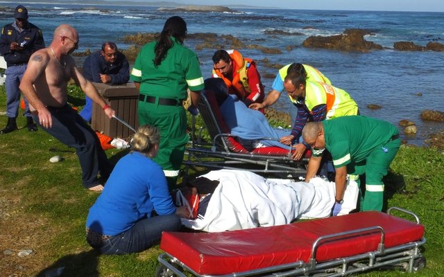 Gansbaai Heldedaad red 2 4